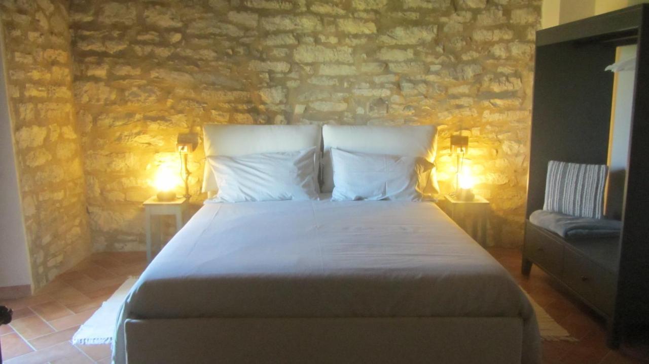 Отель Casale Le Fontanelle Monte Grimano Terme Экстерьер фото